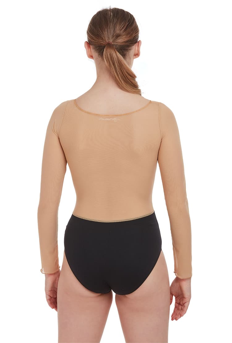 alycia-back